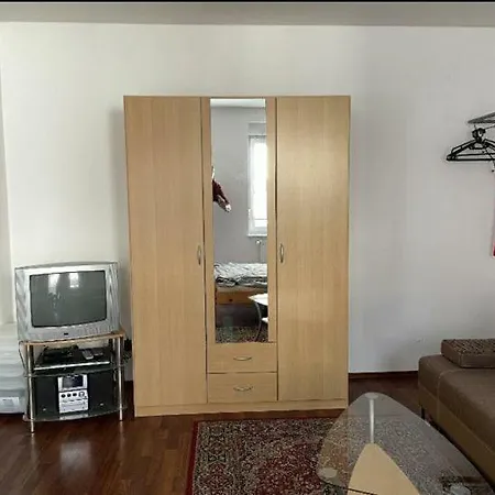 Un Apartment
